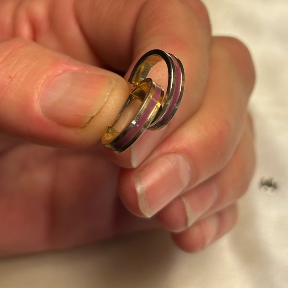 Vintage gold toned semi hoop with mauve enamel stip - Picture 1 of 5